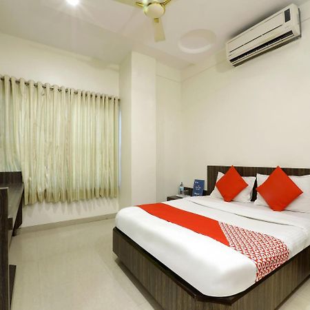 Oyo 4198 Hotel Shri Sai Murli Shirdi Luaran gambar