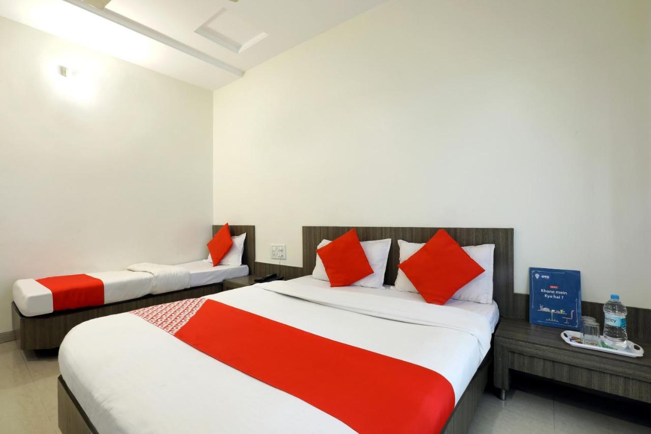 Oyo 4198 Hotel Shri Sai Murli Shirdi Luaran gambar
